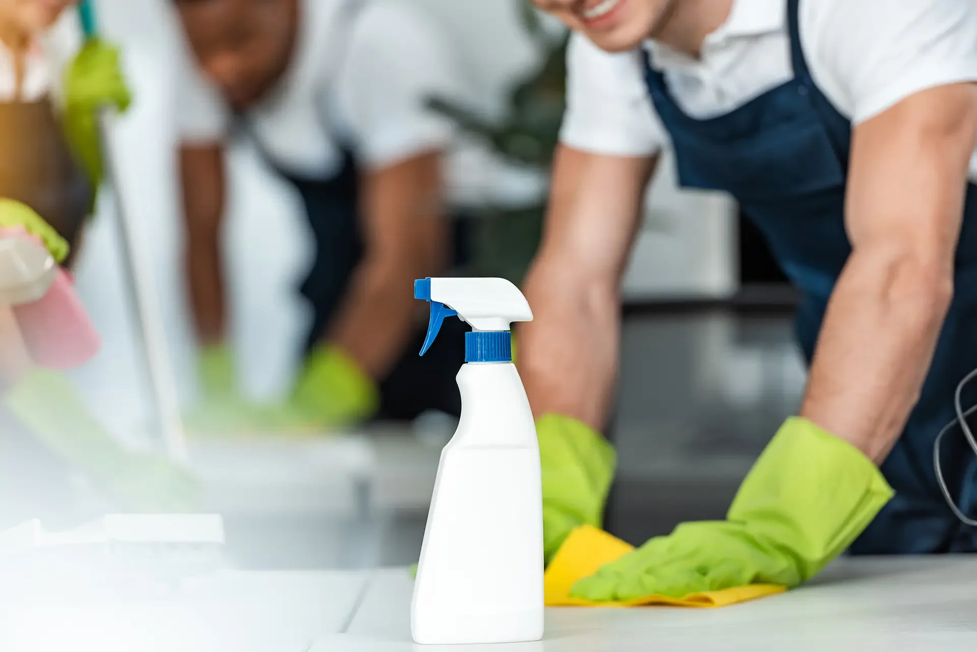 société nettoyage fribourg, NETT-BIO entreprise de ménage à fribourg et suisse romande